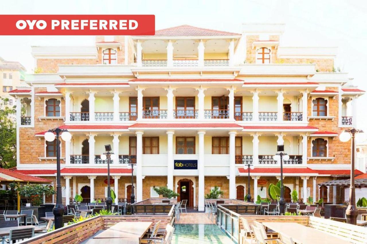 Collection O Hotel Rajwada Near The Pavillion Pune Bagian luar foto