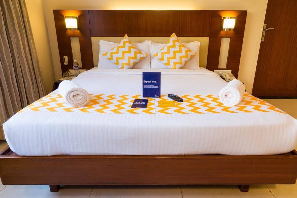 Collection O Hotel Rajwada Near The Pavillion Pune Bagian luar foto